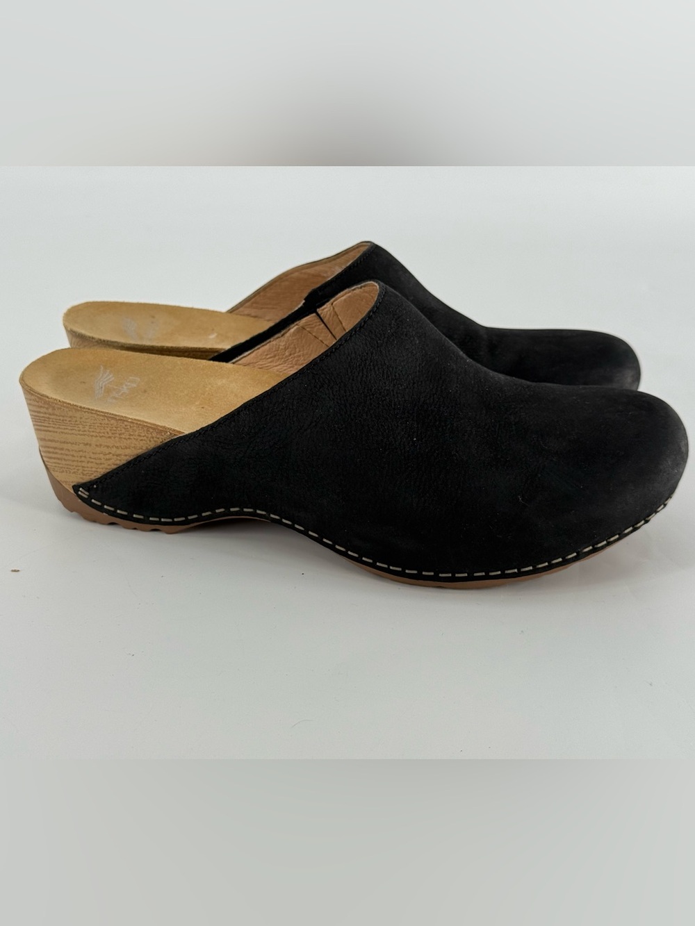 DANSKO Talulah Black Milled Nubuck Suede Clogs Comfort Sz 39 / 8.5
